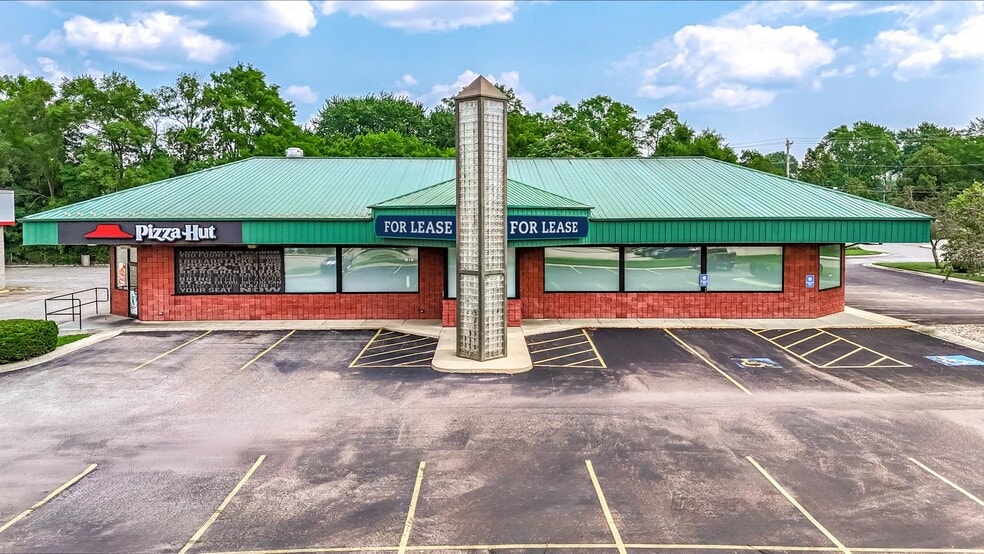 1330 S Nappanee St, Elkhart, IN à louer - Photo du bâtiment - Image 1 de 4