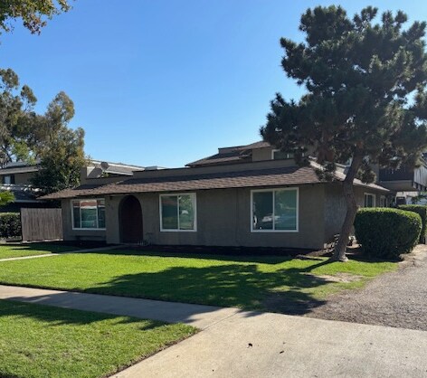 2318 Franzen Ave, Santa Ana, CA à vendre Photo du bâtiment- Image 1 de 11
