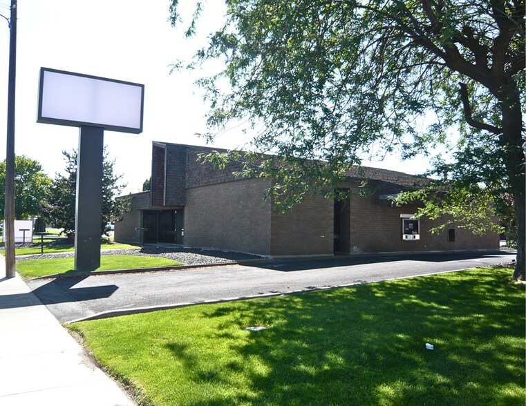 450 E Main St, Othello, WA à louer - Photo du bâtiment - Image 3 de 9