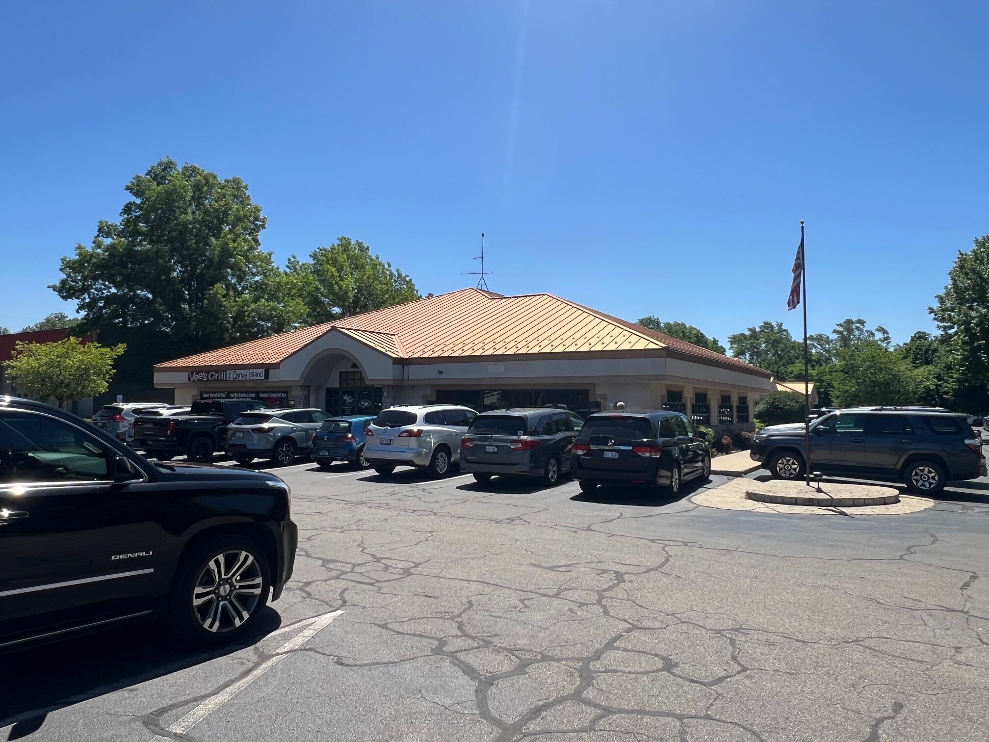 10500 Chicago Dr, Zeeland, MI à louer Photo du bâtiment- Image 1 de 6