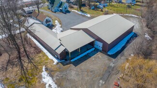 Plus de détails pour 24 W Main St, Mayfield, NY - Industriel à vendre