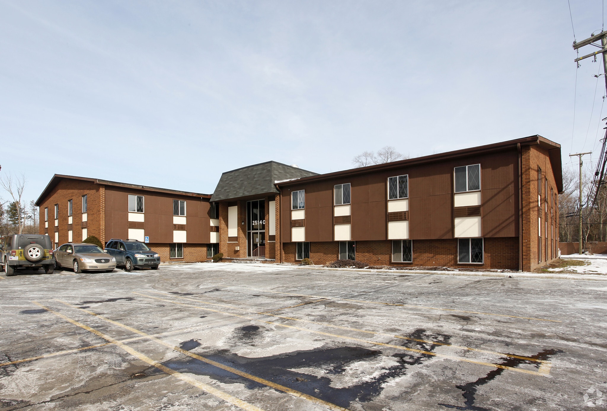 25140 Lahser Rd, Southfield, MI for sale Primary Photo- Image 1 of 25