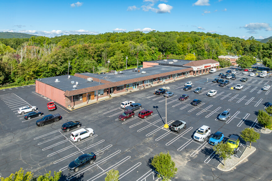 115-129 Skyline Dr, Ringwood NJ - Commercial Real Estate