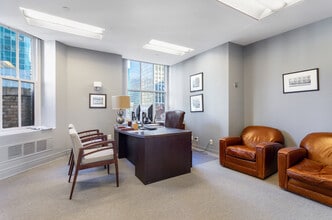 18 E 48th St, New York, NY for lease Interior Photo- Image 1 of 8