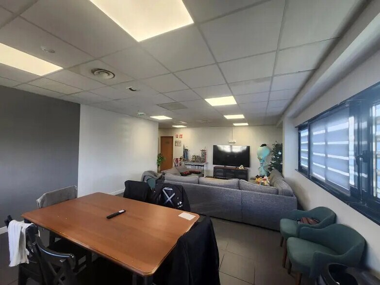 Office in Pérols for lease - Interior Photo - Image 3 of 7