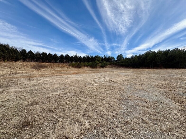 25 Frito Way way, Arden, NC for sale - Building Photo - Image 3 of 11