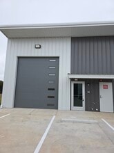 1304 Leander Dr, Leander, TX for lease Building Photo- Image 1 of 15