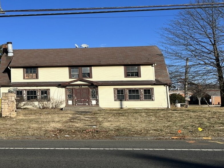 765 Farnsworth Ave, Bordentown, NJ for sale - Building Photo - Image 1 of 1