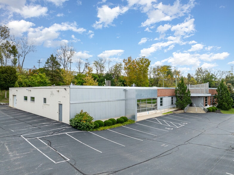 5546 Fair Ln, Fairfax, OH for lease - Building Photo - Image 2 of 36