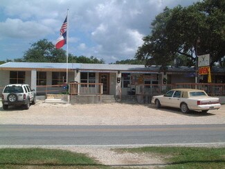 Plus de détails pour 10877 Park Road 37, Lakehills, TX - Bureau/Commerce de détail, Commerce de détail à louer