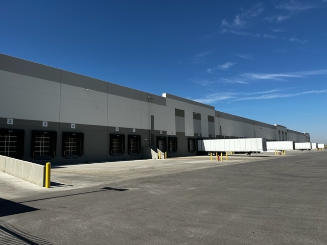 3601 Fanucchi Way, Shafter, CA for lease - Building Photo - Image 2 of 7