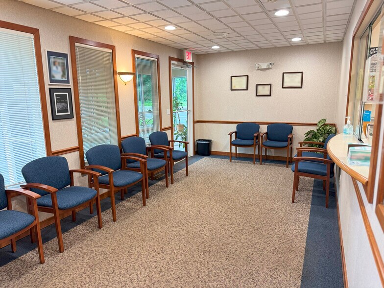 4676 PA-309, Center Valley, PA à vendre - Photo intérieure - Image 3 de 9