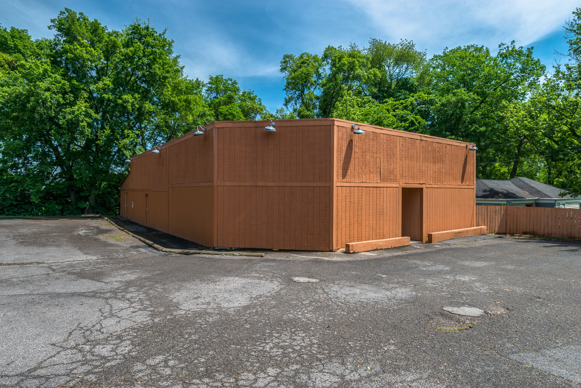 530 E Iris Dr, Nashville, TN for sale Building Photo- Image 1 of 1