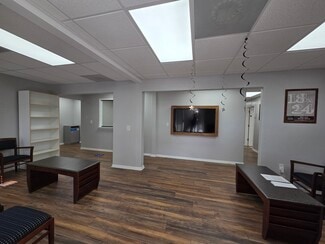 Plus de détails pour 143 N Oakwood Ave, Brandon, FL - Bureau/Médical à louer