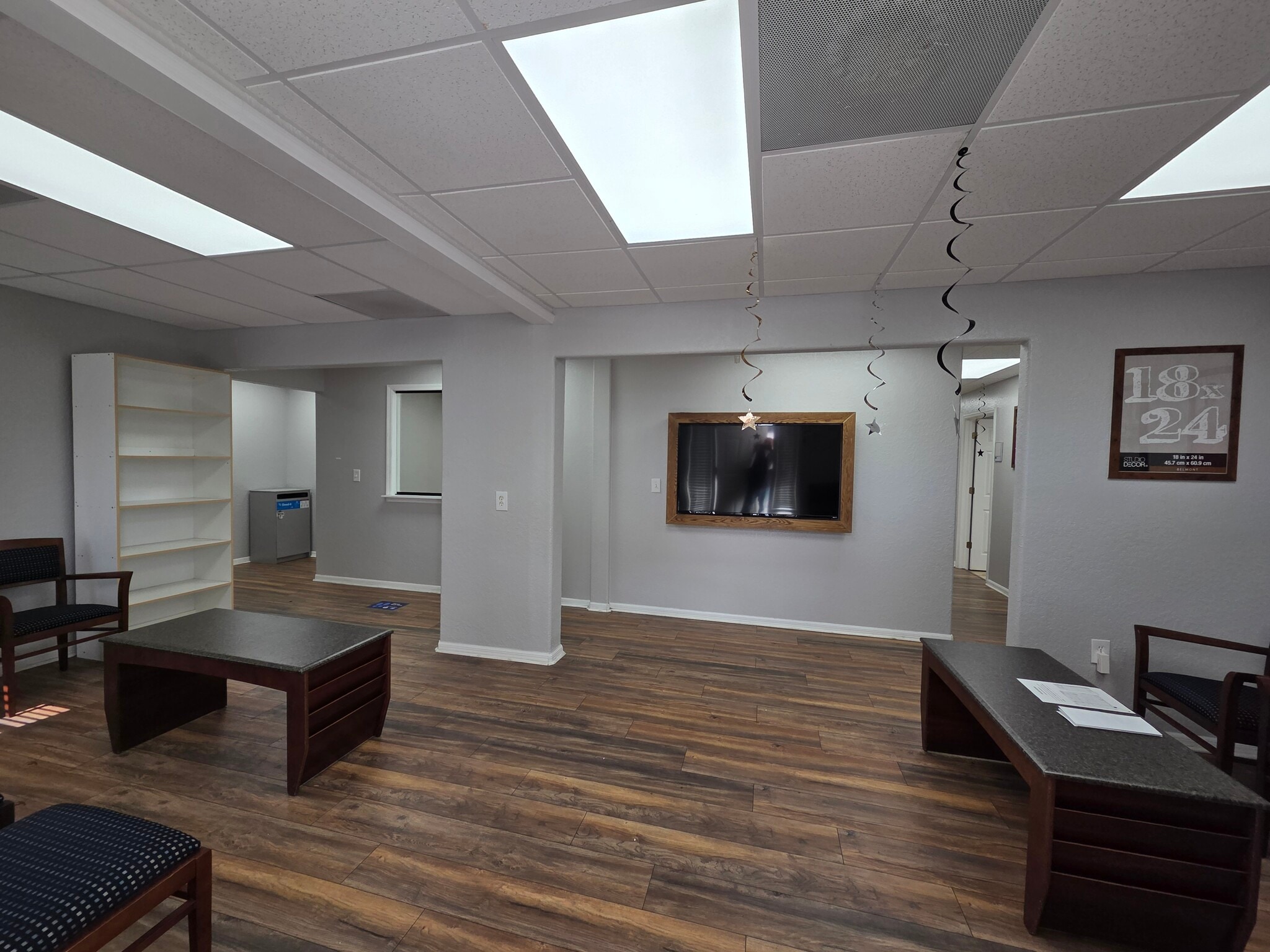 143 N Oakwood Ave, Brandon, FL for lease Building Photo- Image 1 of 32