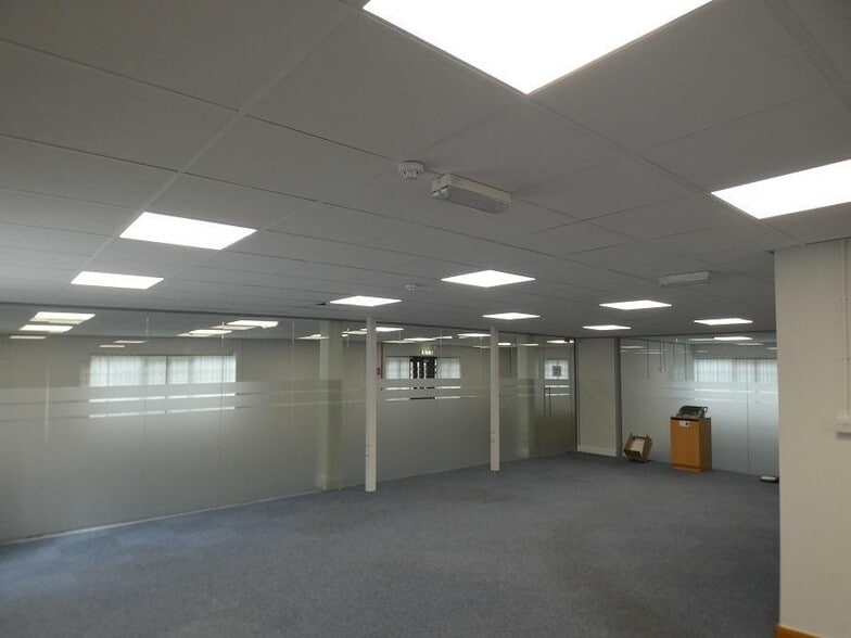 Keighley Rd, Skipton for lease - Building Photo - Image 2 of 15