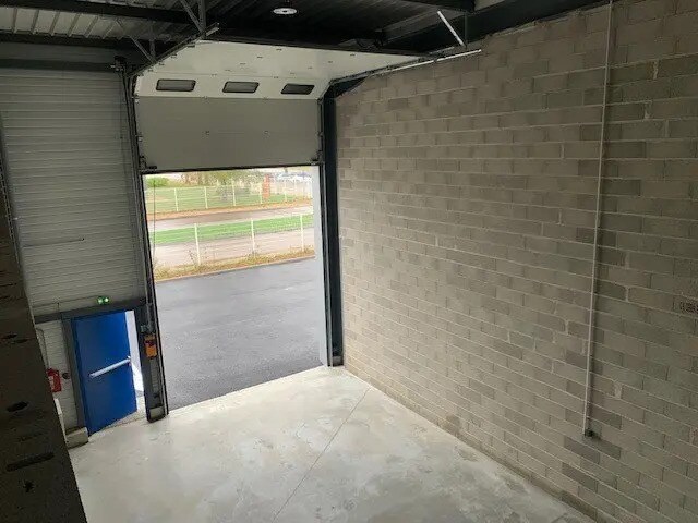 Flex in Chalon-sur-Saône for lease - Building Photo - Image 1 of 6