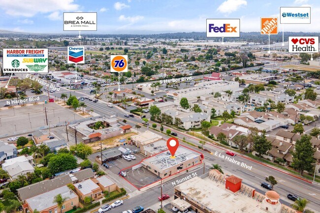 Plus de détails pour 1001-1003 E La Habra Blvd, La Habra, CA - Commerce de détail à vendre