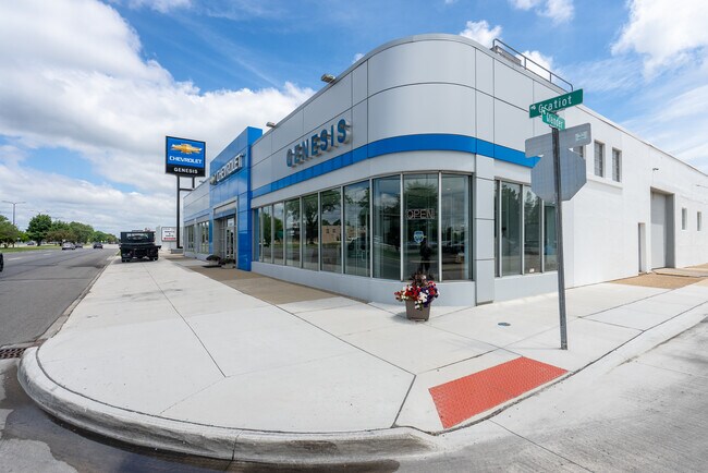 More details for 21800 Gratiot Ave, Eastpointe, MI - Retail for Sale