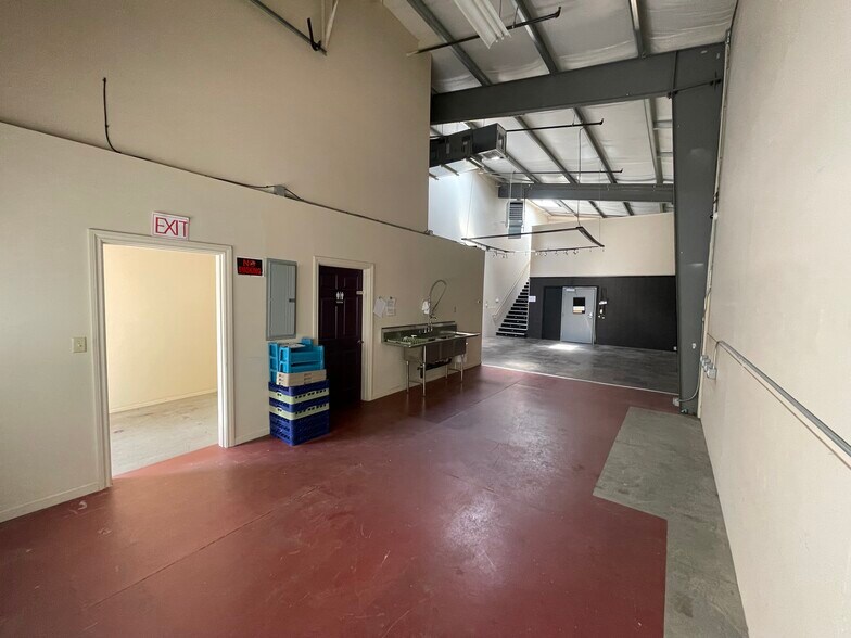 1645 NE Lytle St, Bend, OR à louer - Photo intérieure - Image 3 de 12