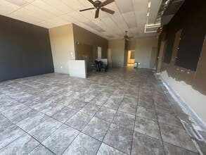 301-303 S Bowman Rd, Little Rock, AR for lease Interior Photo- Image 1 of 4