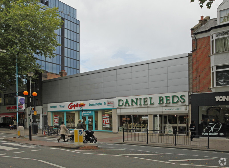 396-400 Chiswick High Rd, London à vendre - Photo principale - Image 1 de 1