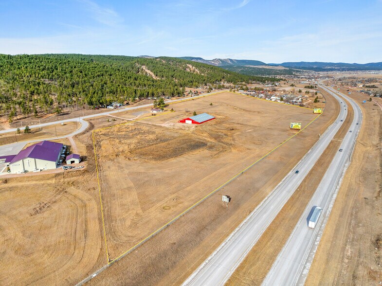 14116 Sturgis Rd, Piedmont, SD à vendre - Photo du bâtiment - Image 3 de 16