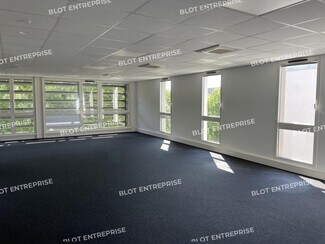 Plus de détails pour Bureau à louer