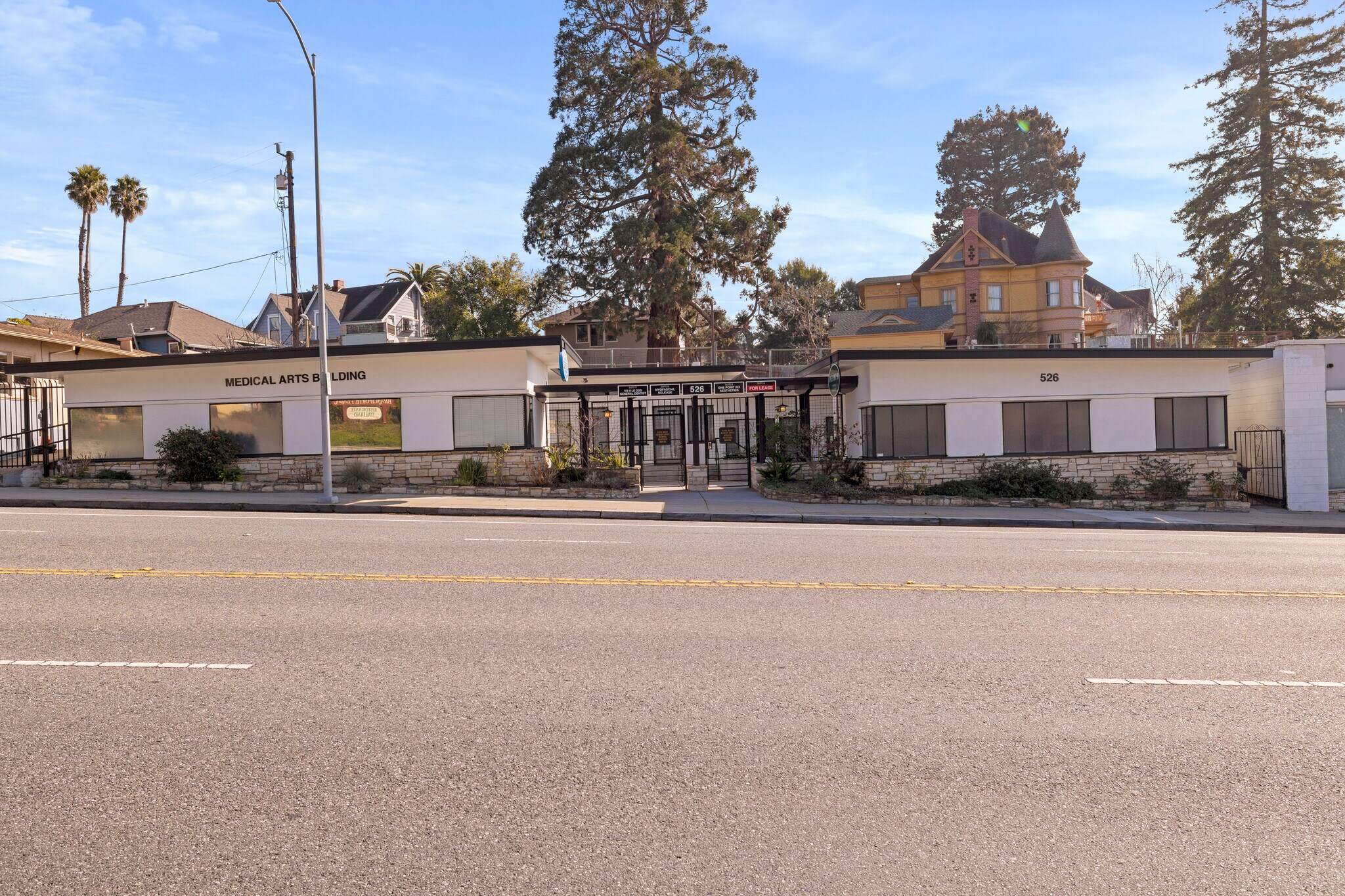 526 Soquel Ave, Santa Cruz, CA à vendre Photo principale- Image 1 de 5