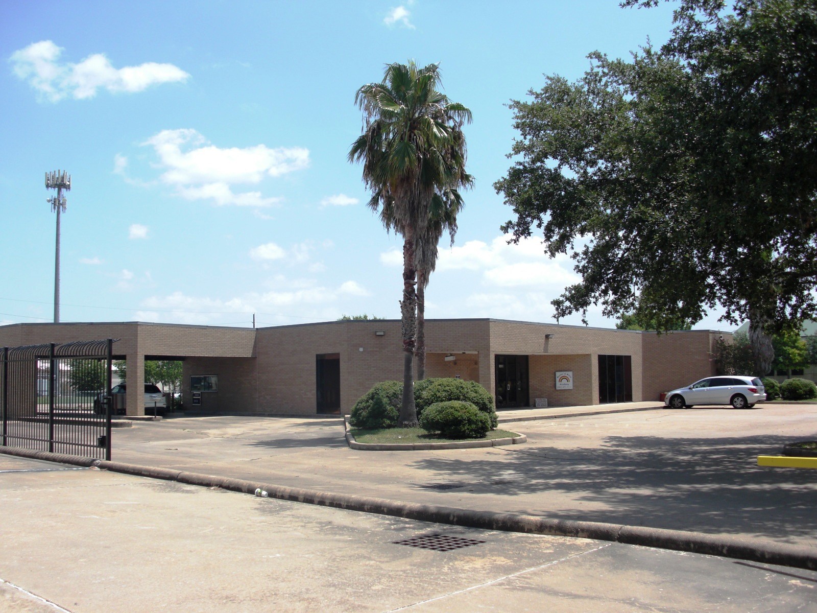 14500 Richmond Ave, Houston, TX for lease Primary Photo- Image 1 of 4