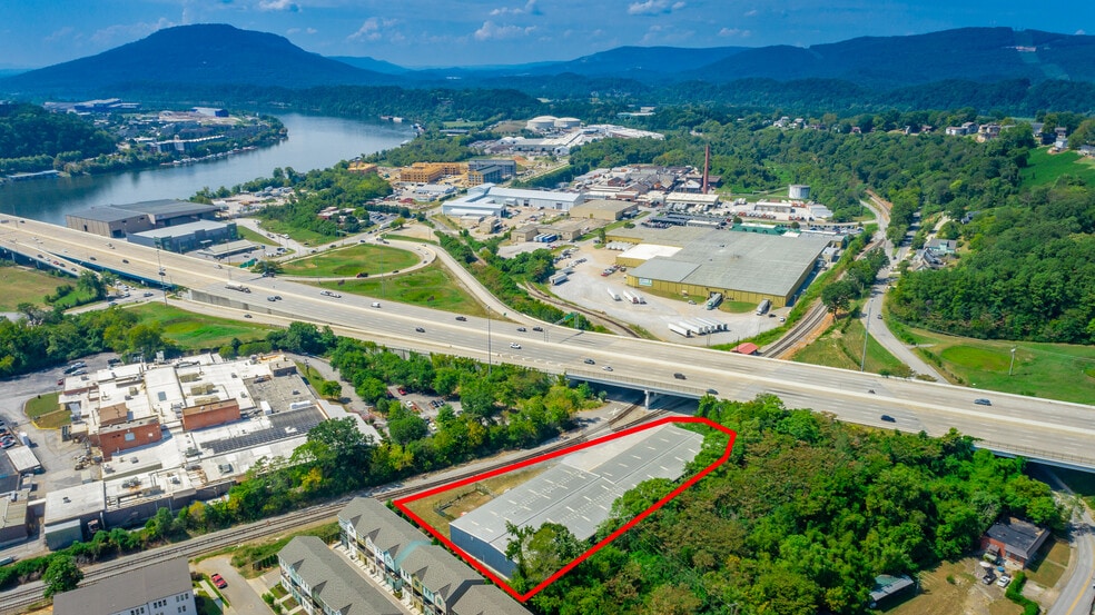 200 Powercorp Dr, Chattanooga, TN for lease - Building Photo - Image 3 of 23
