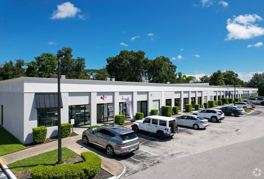 102-134 Live Oaks Blvd, Casselberry, FL à louer - Photo du bâtiment - Image 2 de 13
