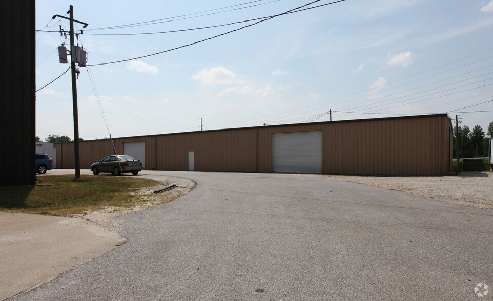 10147 Industrial Dr NE, Covington, GA à louer - Photo du bâtiment - Image 3 de 10