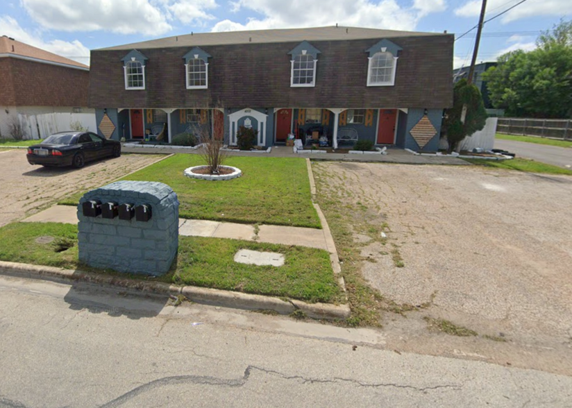 12 Townhomes- 3x 4plex`s CA$H FLOW - Mor portfolio of 3 properties for sale on LoopNet.ca - Building Photo - Image 1 of 2