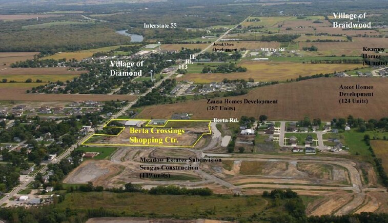965 E Division, Coal City, IL à vendre - Photo du bâtiment - Image 2 de 8