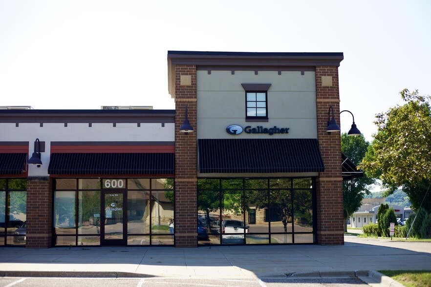 600 Riverfront Dr S, Mankato, MN for lease - Building Photo - Image 2 of 12
