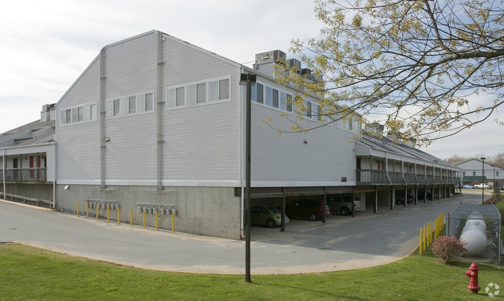 339 Flanders Rd, East Lyme, CT for lease - Building Photo - Image 2 of 20