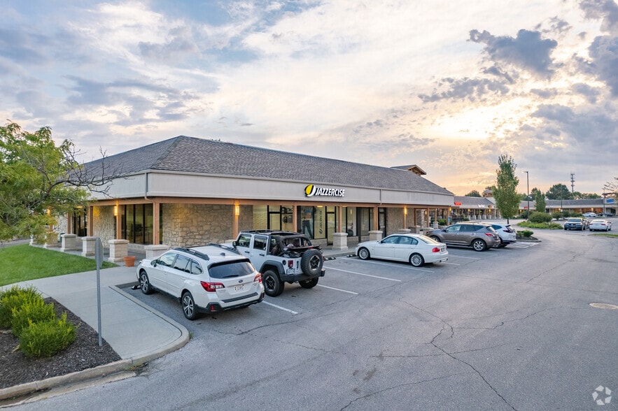 12800-12948 W 87th Street Pky, Lenexa, KS for lease - Building Photo - Image 2 of 8