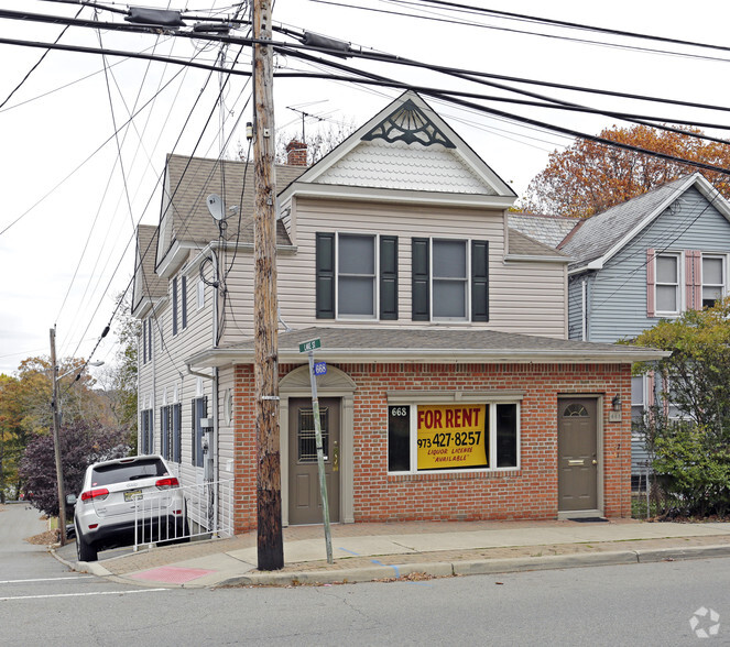 668 Belmont Ave, North Haledon, NJ for sale - Primary Photo - Image 1 of 1