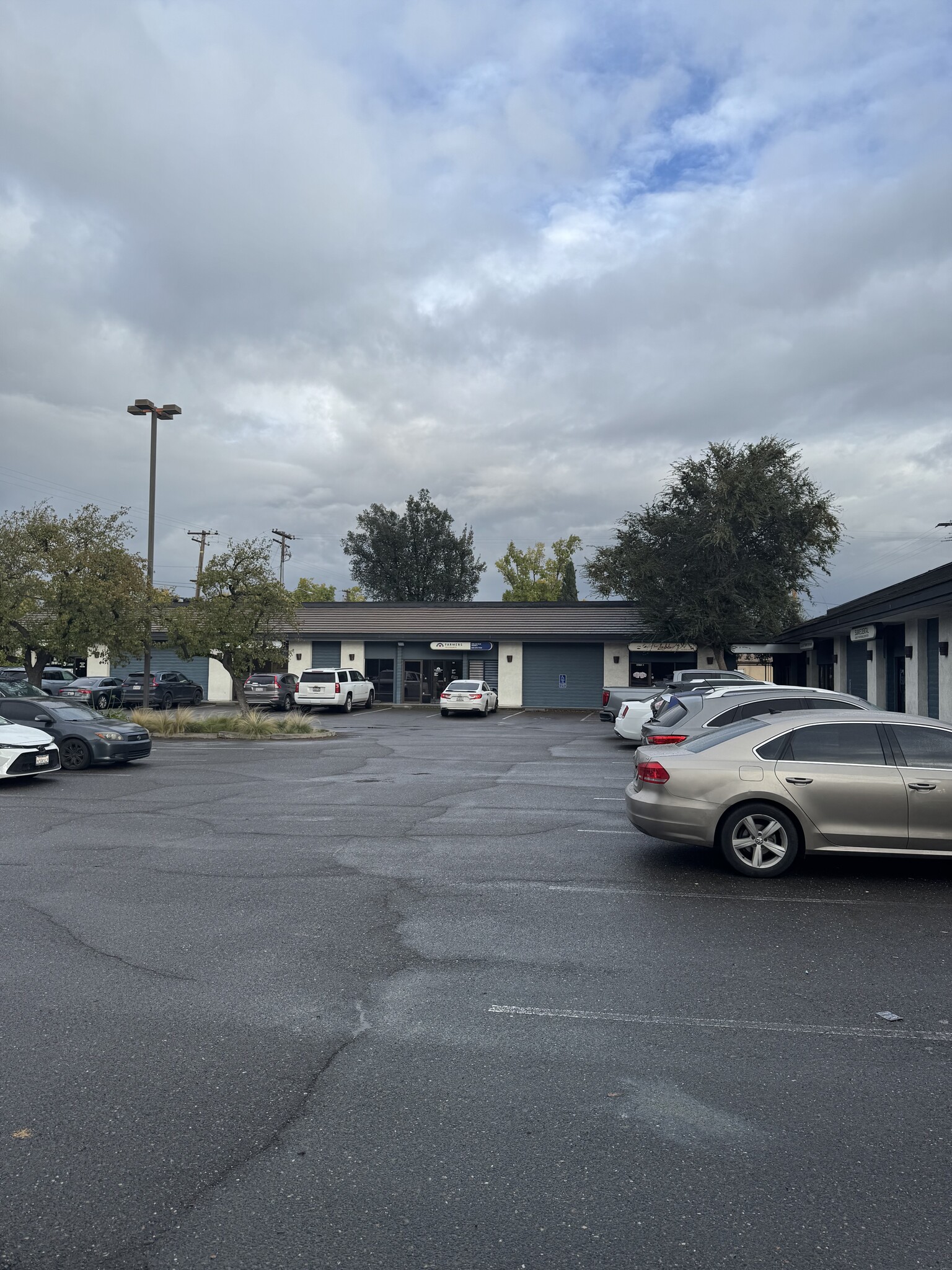 1800 Tully Rd, Modesto, CA for lease Building Photo- Image 1 of 12