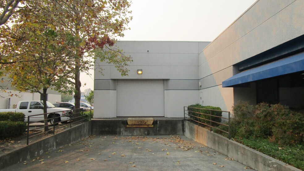 525 Portal St, Cotati, CA à louer - Photo du bâtiment - Image 3 de 3