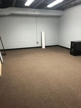 408 S Spring St, Burlington, NC for lease Interior Photo- Image 1 of 1