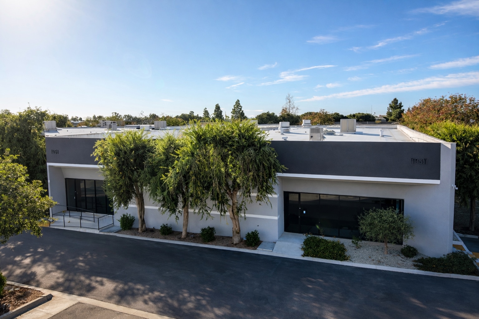 1401 Vanguard Dr, Oxnard, CA for lease Primary Photo- Image 1 of 10