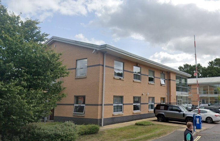 Solent Way, Fareham for lease - Primary Photo - Image 1 of 1