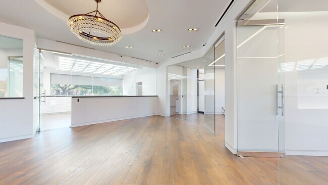 Plus de détails pour 1777 Sage Rd, Houston, TX - Commerce de détail à louer