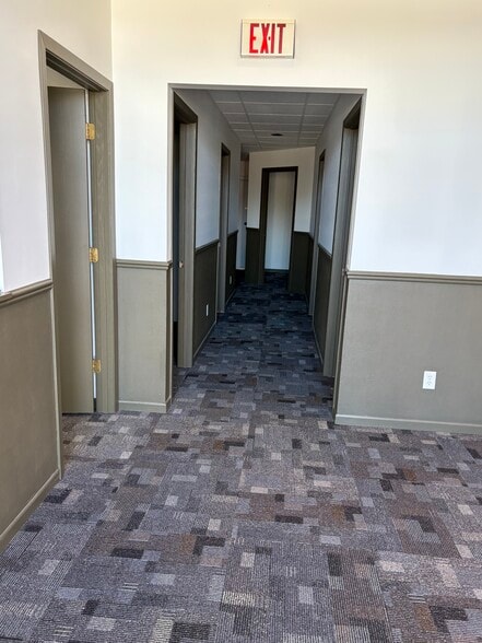 2545 Plover Rd, Plover, WI for lease - Building Photo - Image 3 of 8