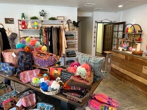 1607 Mission Dr, Solvang, CA for lease Interior Photo- Image 1 of 7
