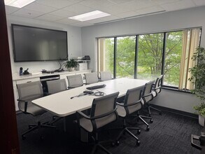 501 Fairmount Ave, Towson, MD for lease Interior Photo- Image 2 of 13