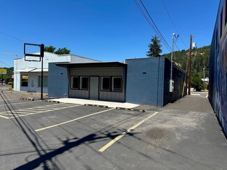 Plus de détails pour 48017 Highway 58, Oakridge, OR - Vente au détail à vendre