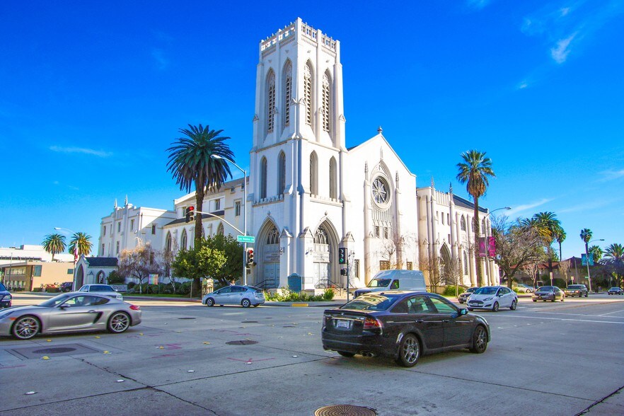 464 E Walnut St, Pasadena, CA à louer - Photo du bâtiment - Image 2 de 45